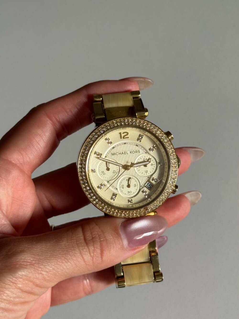 Michael Kors - MK5632 Women's Stainless Steel Analog Champange Dial Watch
